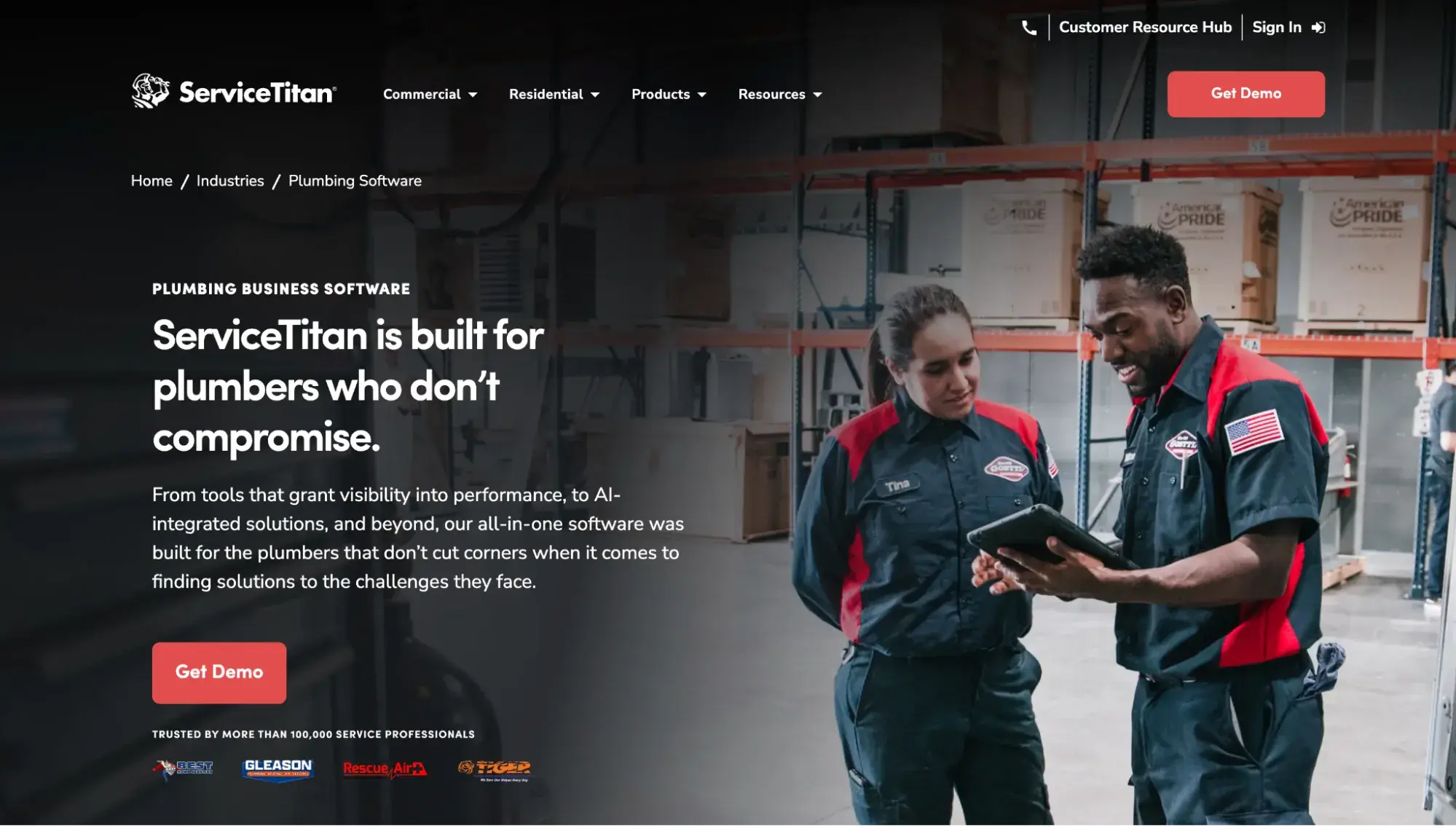 crm for plumbers: servicetitan